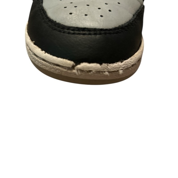 NIKE AIR JORDAN 1 RETRO LOW SMOKE GREY Sneakers - Picture 5 of 8